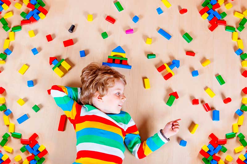 3 attività per bambini autistici non verbali per farli divertire